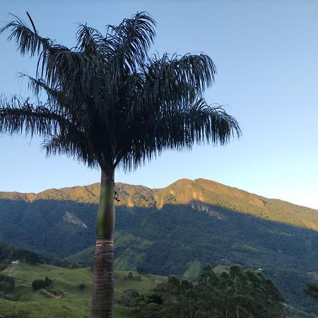 Hotel Pousada e restaurante Além das Nuvens Guaratinguetá Esterno foto