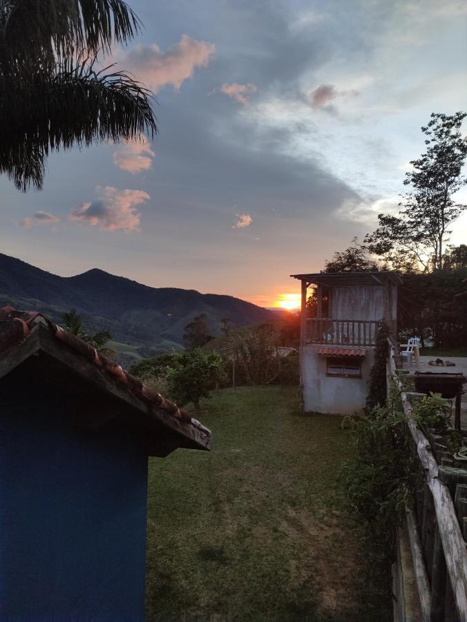 Hotel Pousada e restaurante Além das Nuvens Guaratinguetá Esterno foto